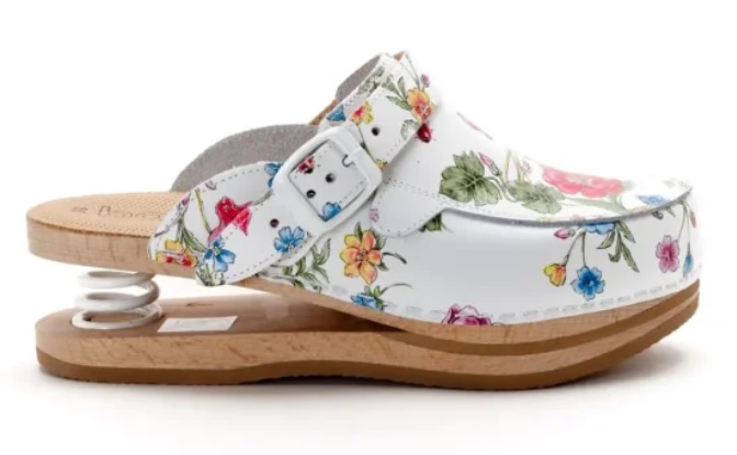 Zoccolo Chiuso Liscio Appoggio Su Pelle Fiorito – Baldo/N. 38